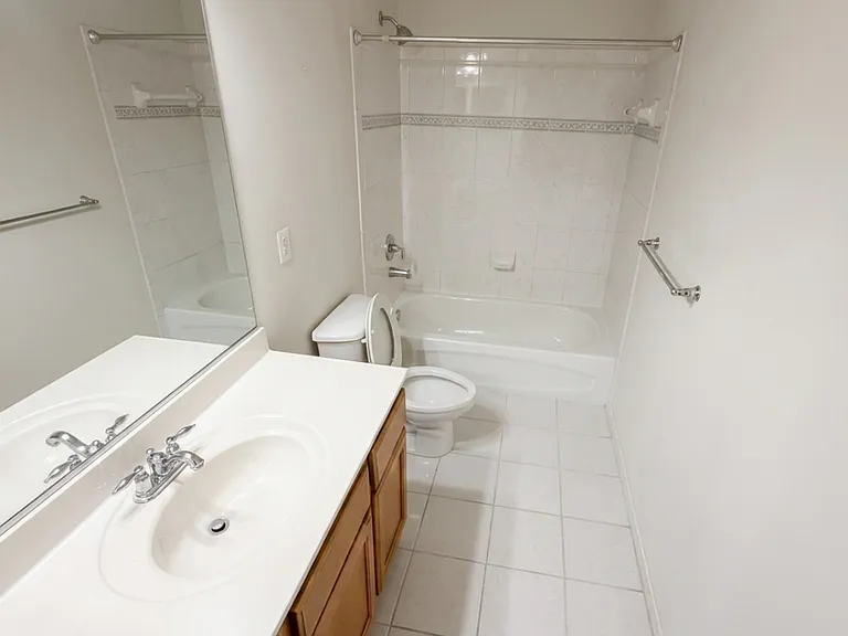 3921 Braveheart Cir — Photo 11