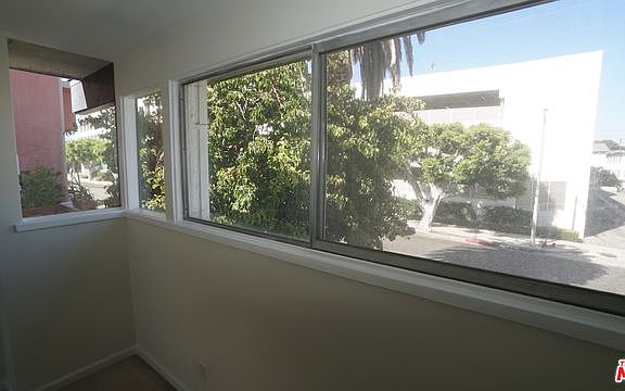 4th image of 1233 Barry Ave APT 206