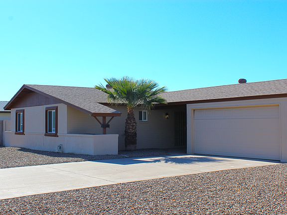 4th image of 8402 N 35th Dr