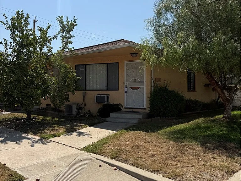 1340 N Buena Vista St #A — Photo 19