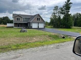 77 Alard Dr, Bangor, ME 04401
