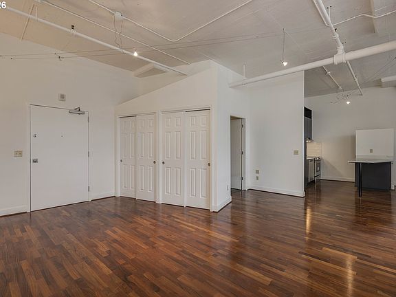 5th image of 1314 NW Irving St APT 308