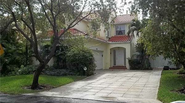 1st image of 3800 Amalfi Dr