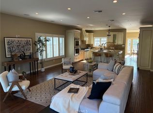 5704 Columbus Ave, Van Nuys, CA 91411