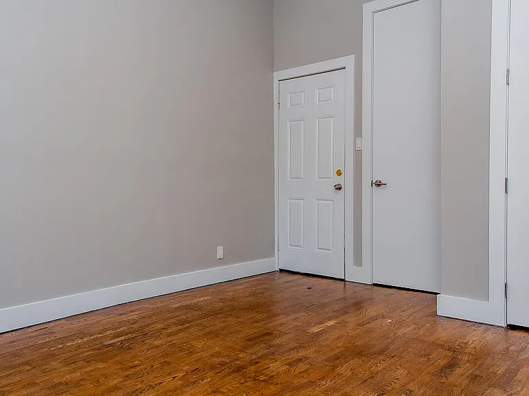197 Stockholm St #2R — Photo 18