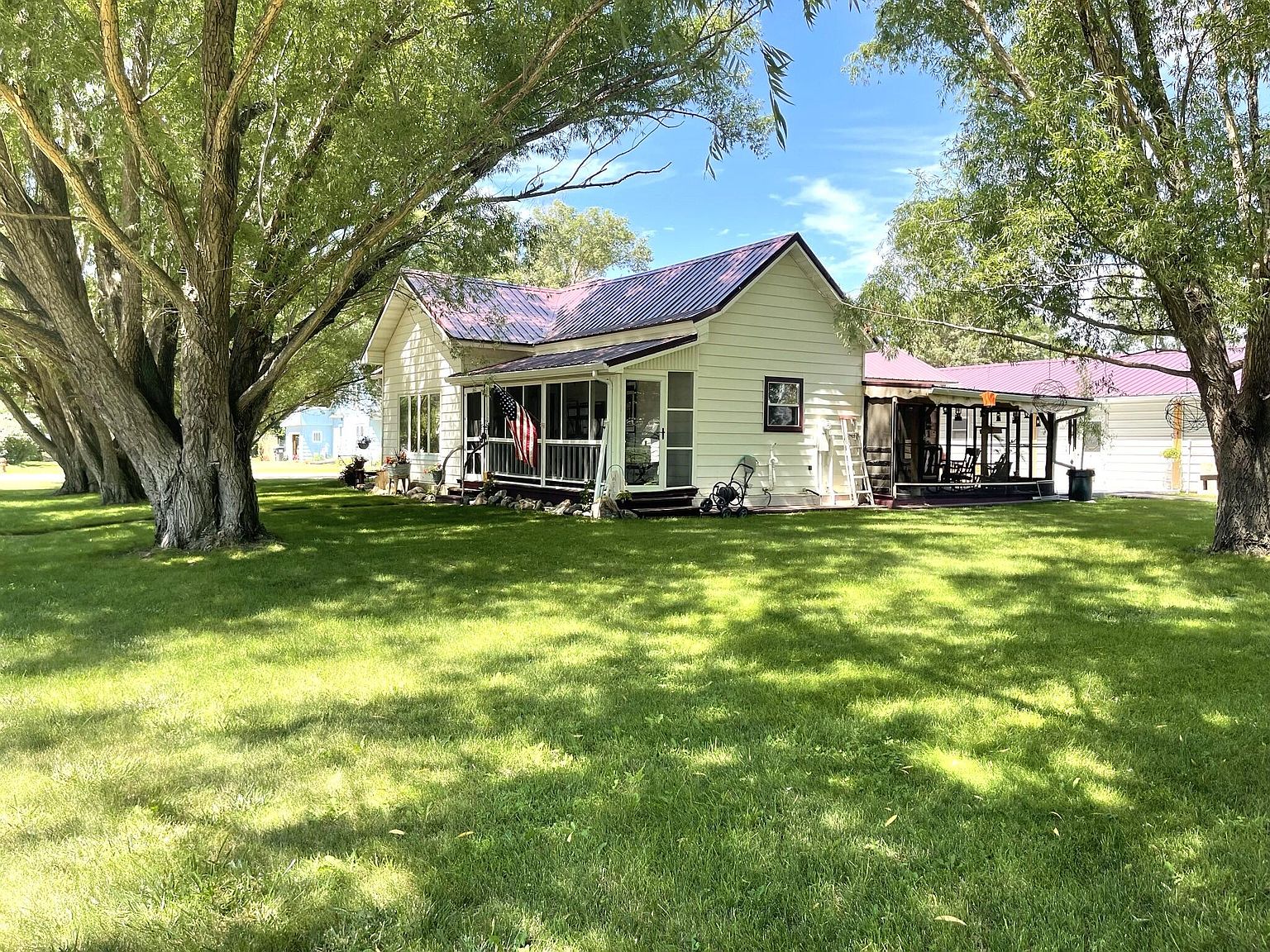 112 W Adams St, Blunt, SD 57522 MLS 23306 Zillow