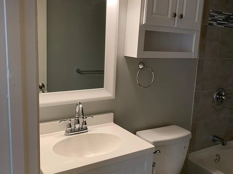 2328 W Savannah St — Photo 22