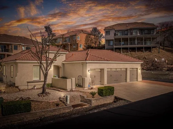 121 Athena Dr, Copperopolis, CA 95228