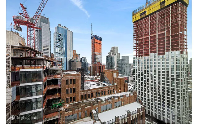 Sold by Douglas Elliman | media 8