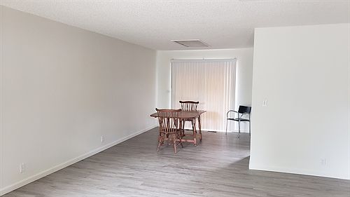 4th image of 13770 Manakee Ave #4