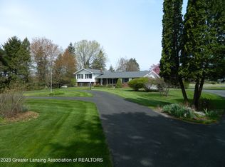 518 Lamb Rd, Mason, MI 48854
