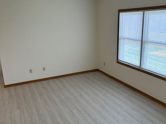 3rd image of 1522 Williamsburg Pl Unit D
