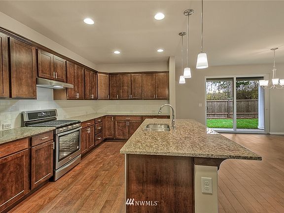 3rd image of 8890 Wildrye Lane SE #09