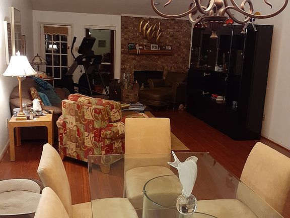 5th image of 609 Hilton Dr