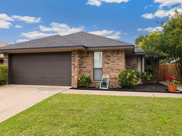 2031 Verlaine Dr, Carrollton, TX 75007