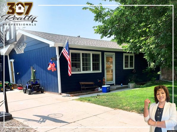 3766 Bighorn St, Torrington, WY 82240