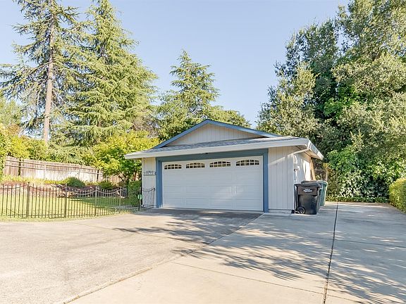 2nd image of 8678 Blythe Ave