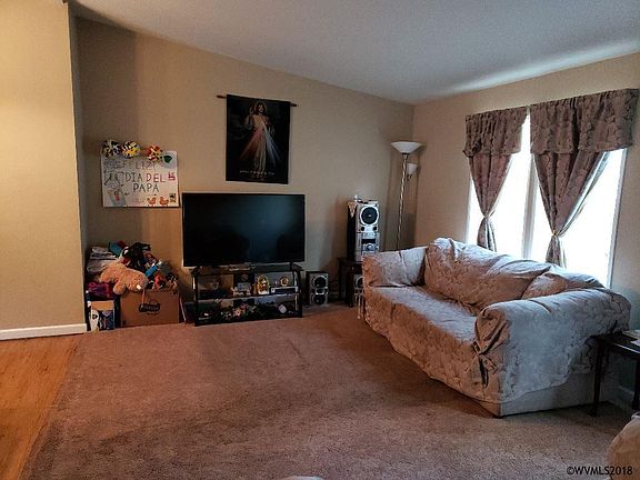 4th image of 522 Shadetree Ln NE