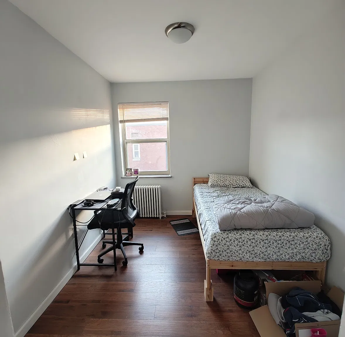 2 bed, 900 sqft, $800 — Photo 2