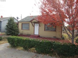 910 8th St, Umatilla, OR 97882