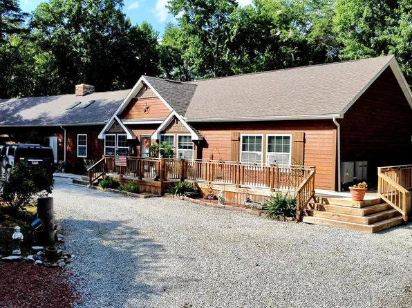 1907 Winnemucca Ln, Sugar Grove, OH 43155