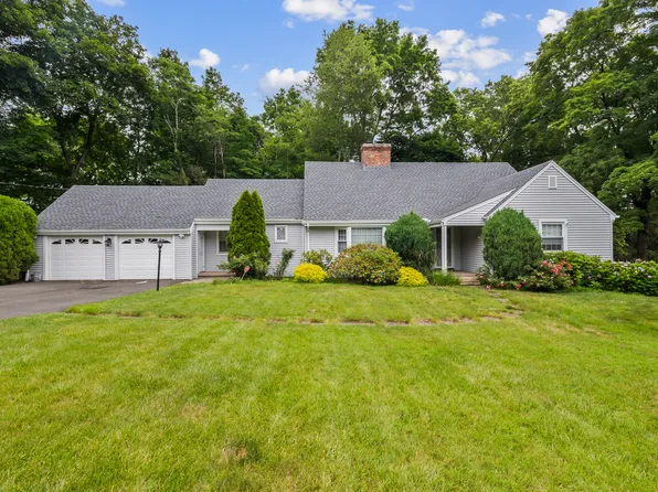 10 Treeborough Drive, West Hartford, CT 06117