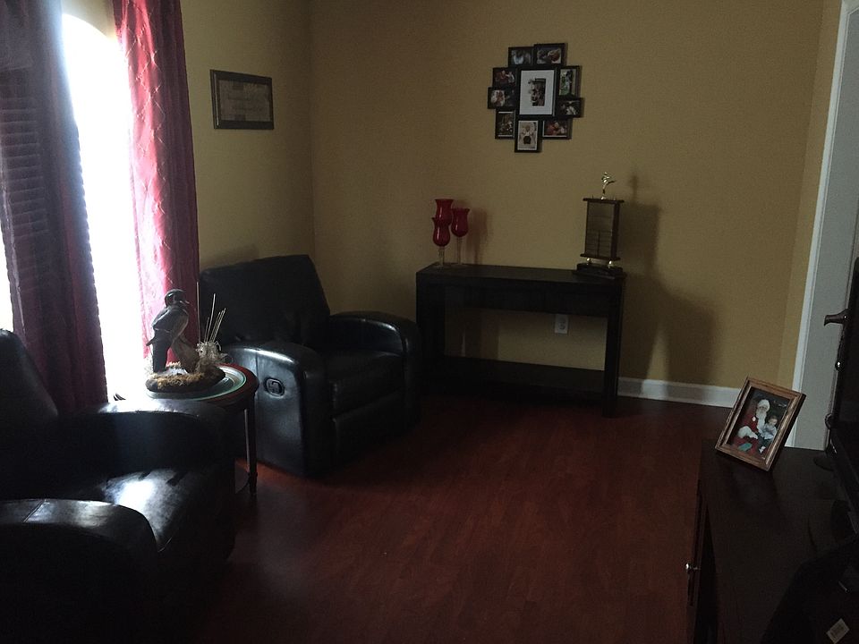 1st image of 3405 Riverland Dr