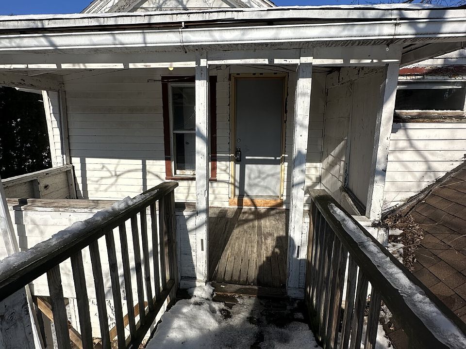 1st image of 1413 1/2 Linden Ave