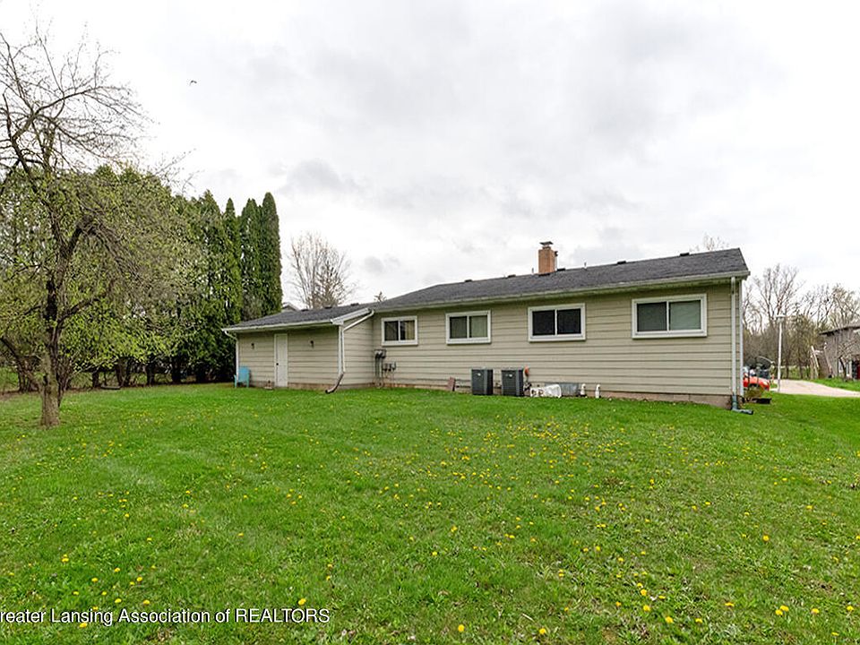 2nd image of 1637/1639 Cambria Dr