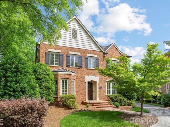 3415 Indian Meadows Ln, Charlotte, NC 28210