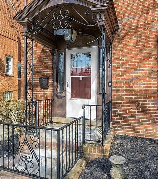 3785 Washington Blvd — Photo 2