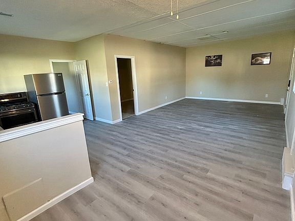 4th image of 8717 Maze Rd