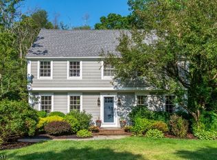 81 Hilltop Rd, Basking Ridge, NJ 07920