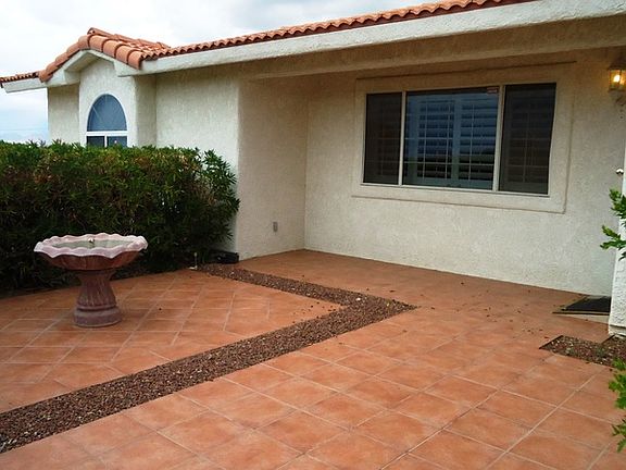 3rd image of 2809 Jasper Dr
