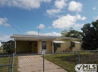 102 Garden Ave, Fort Pierce, FL 34982
