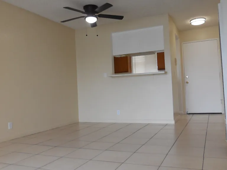 839 Gaviota Ave #F — Photo 10