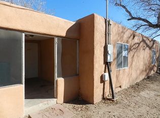 1937 Lake Dr SW, Albuquerque, NM 87105