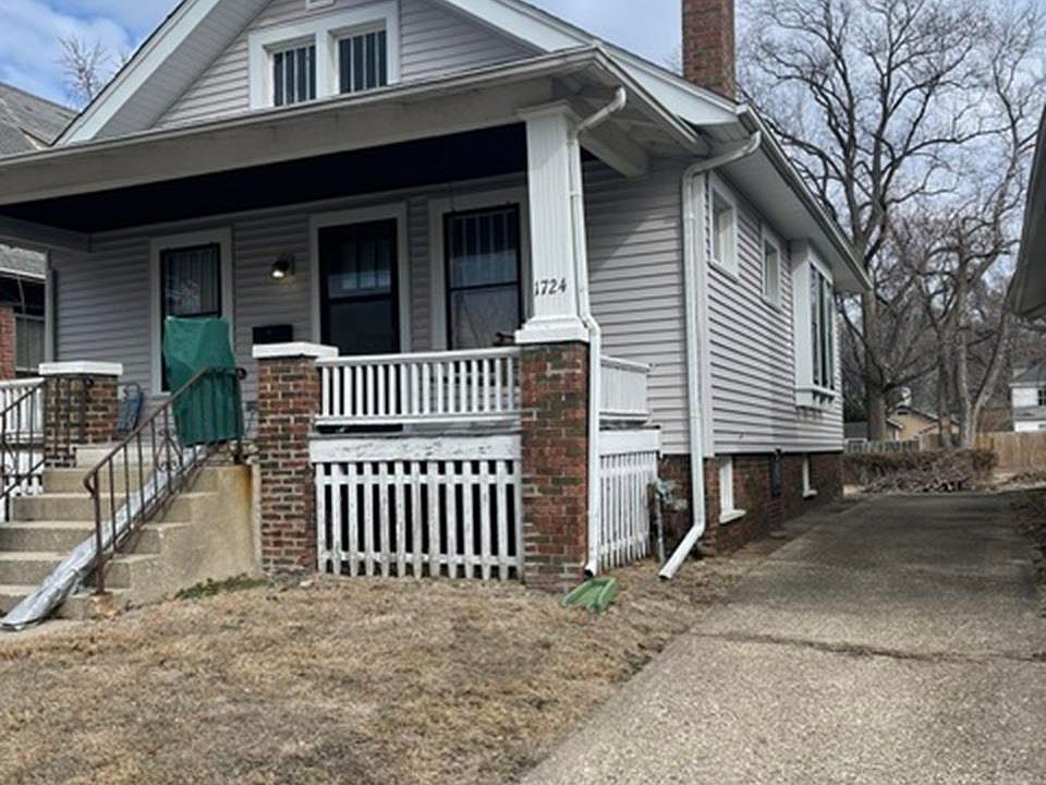 1st image of 1724 S Spring St