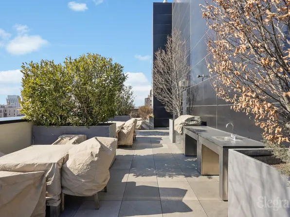 261 West 25th Street GRNDC image 16 of 17