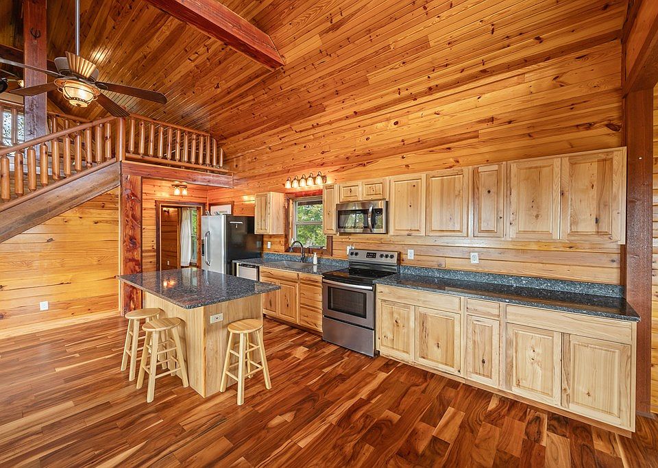 17th image of this home