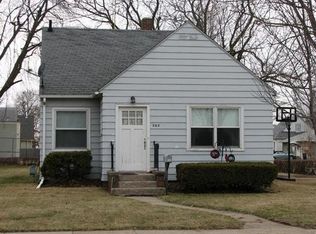 203 Broadway St, Pella, IA 50219