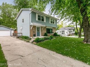 1305 Lyndale Dr, Polk City, IA 50226
