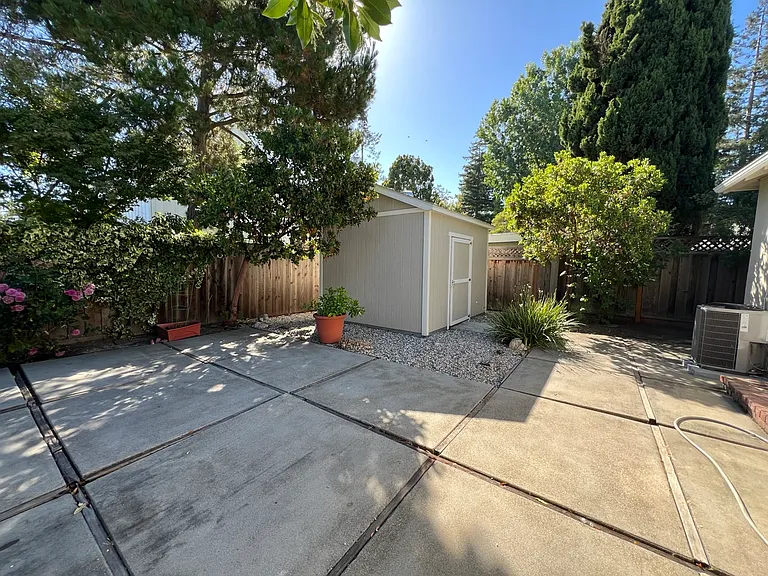 315 Sequoia Ave — Photo 19