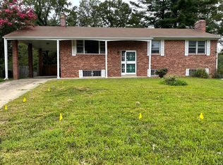 7116 Buchanan Rd, Temple Hills, MD 20748
