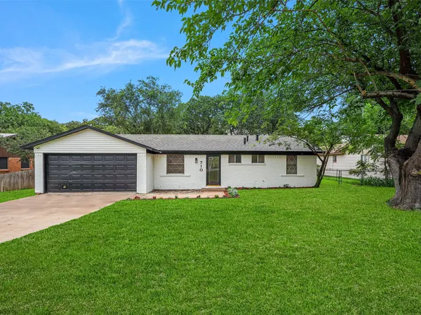 710 Magnolia St, Kennedale, TX 76060