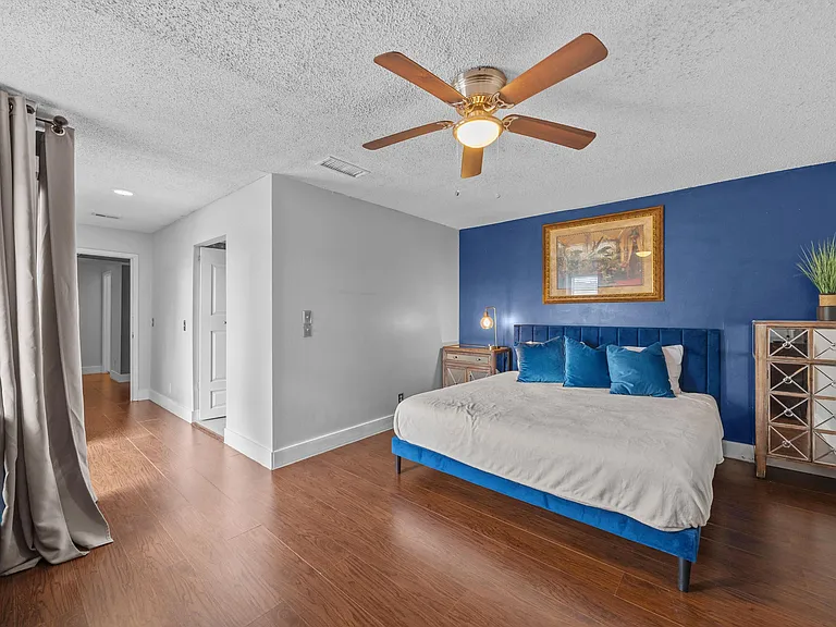 1520 Shaker Cir — Photo 11
