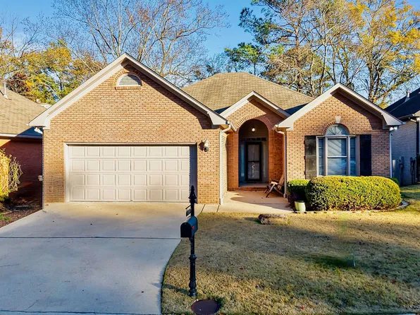 1205 Ivy Brook Cir, Birmingham, AL 35209