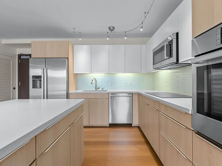 888 Kapiolani Blvd #3101 — Photo 4