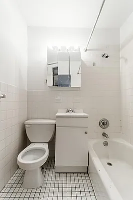 Rented by Bond New York | media 15
