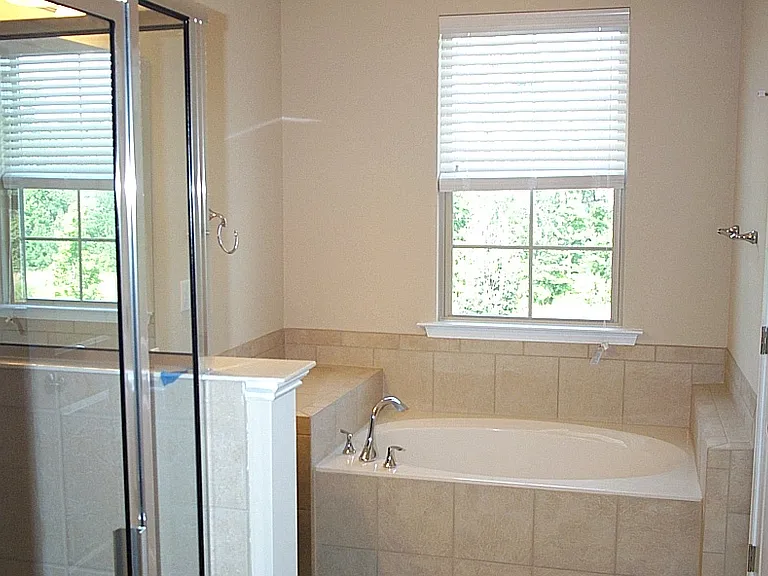 1532 Alemany St — Photo 7